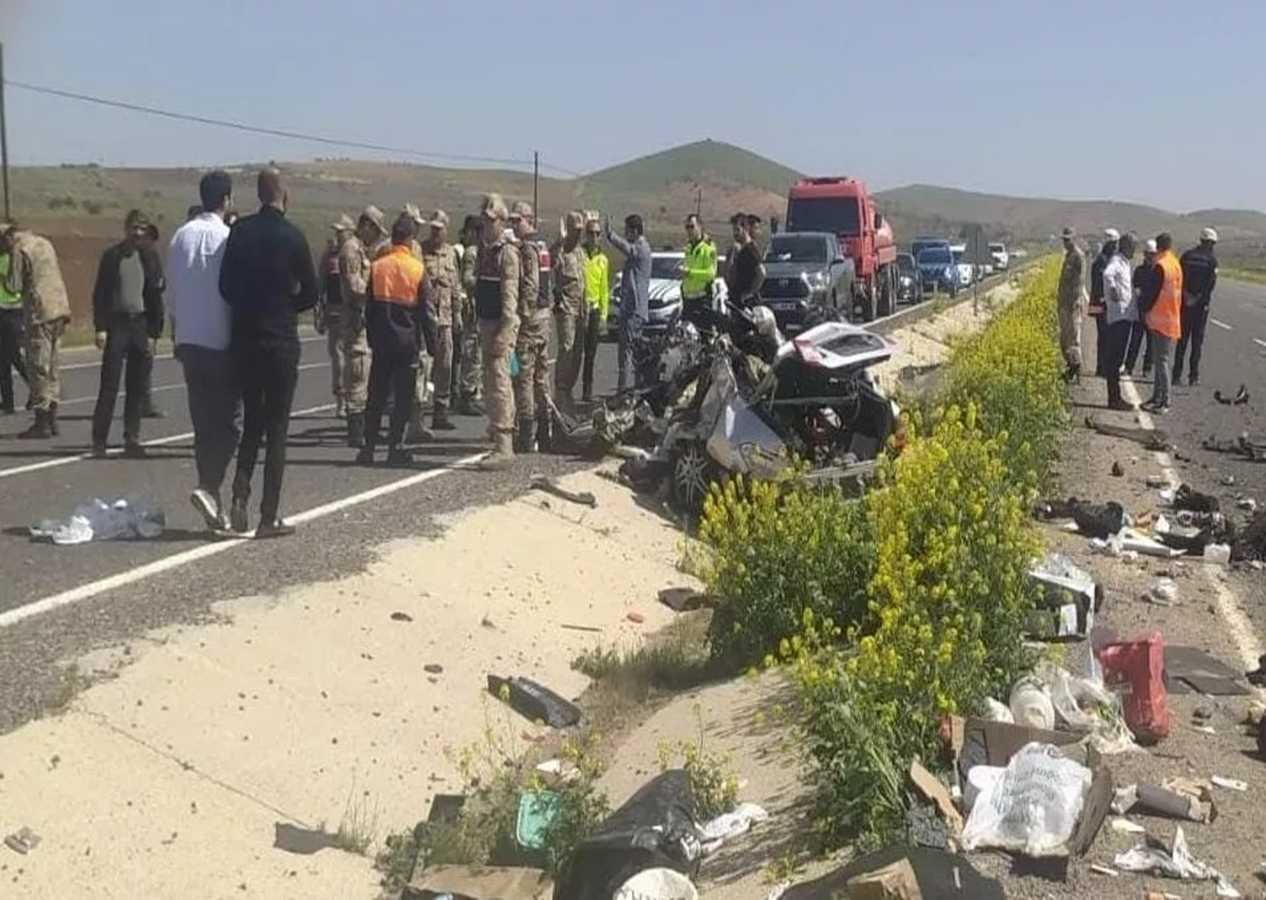 Şanlıurfa'da korkunç trafik kazası: Çok sayıda ölü ve yaralı var