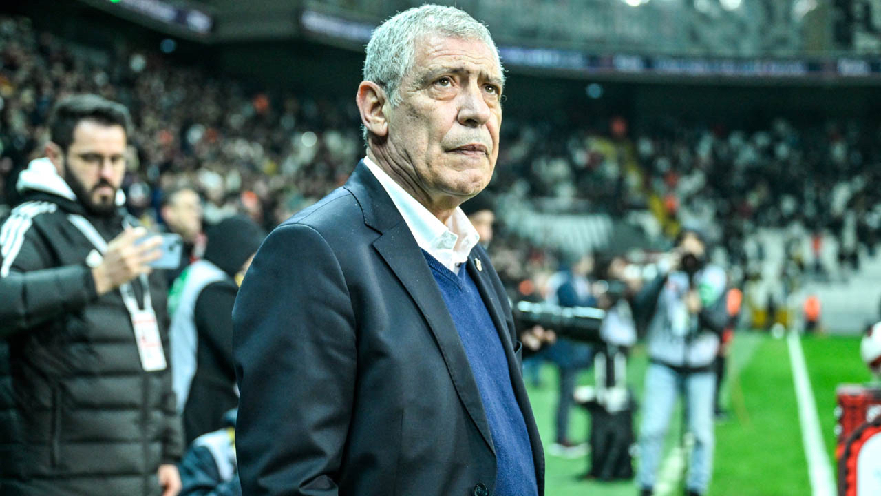 Beşiktaş'ta teknik direktörlük için iki aday belli oldu! Hasan Arat'ın gözü bu isimlerin üzerinde
