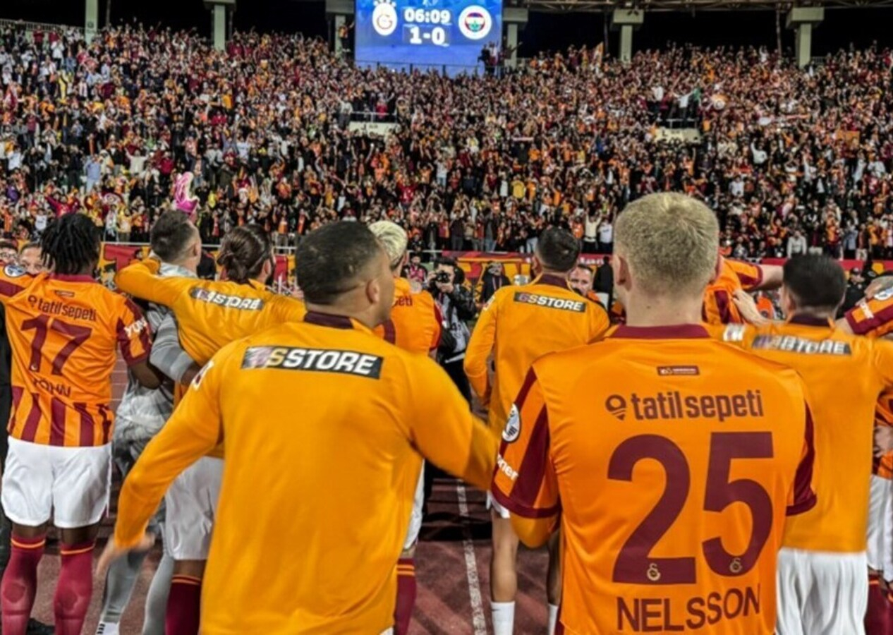 Galatasaray'dan peş peşe flaş Süper Kupa paylaşımları!