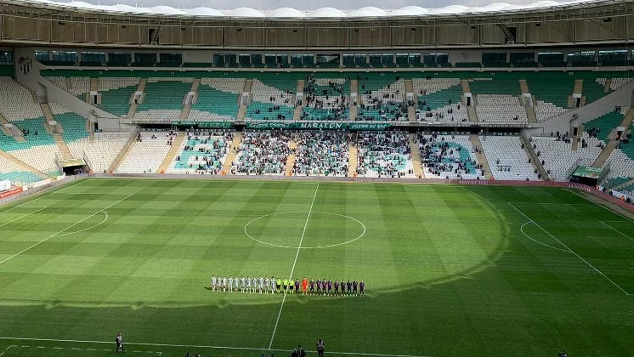 Bursaspor'un çöküşü devam ediyor! Şampiyonlar Ligi'nden TFF 3. Lig'e...