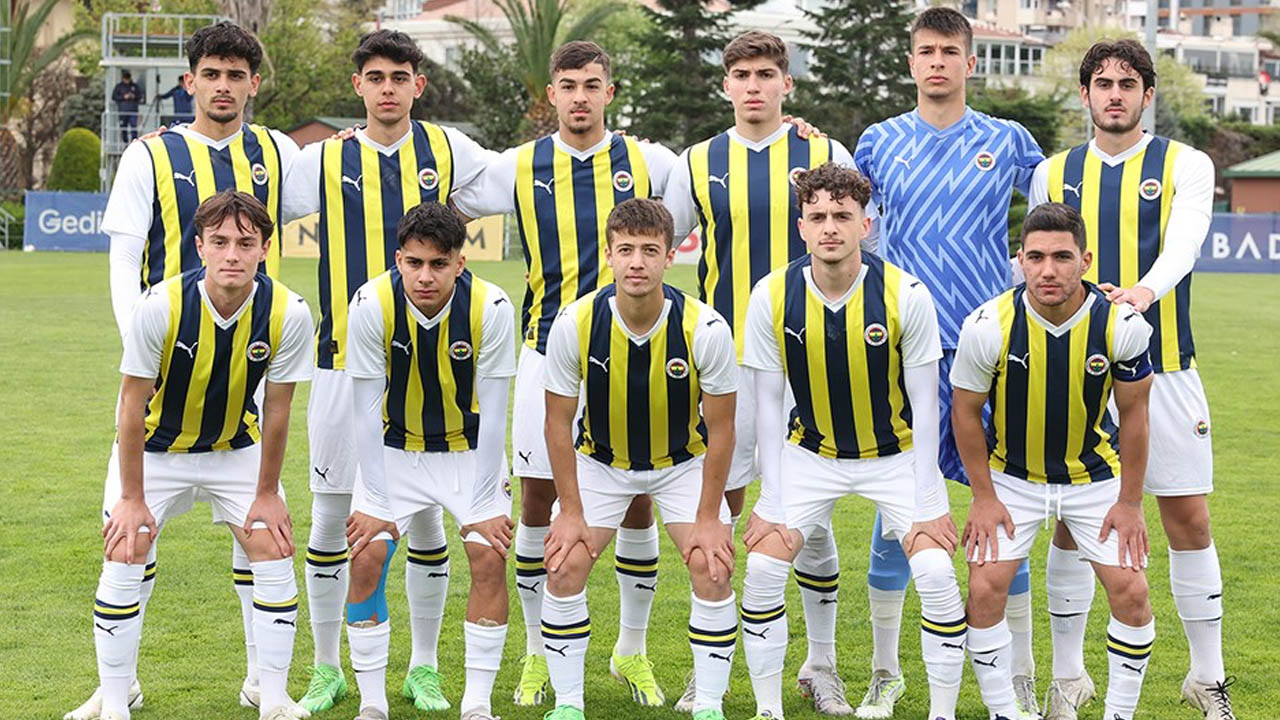 Fenerbahçe U19 takımı günün ilk maçını kazandı, gözünü Süper Kupa maçına çevirdi