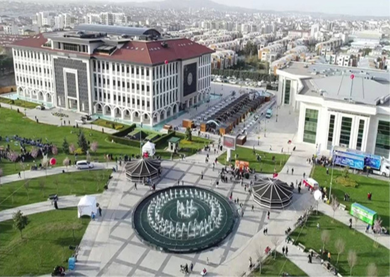 Sancaktepe Belediye binasının başkanlık katında bulunan 'jakuzi' iddiasına soruşturma!