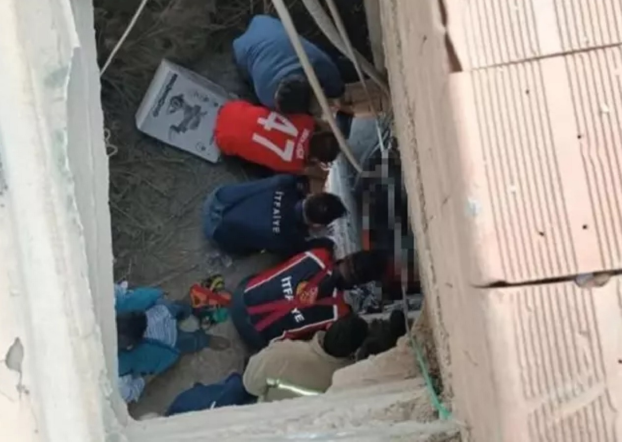Mardin'de acı olay! Bayram temizliği yapan kadın havalandırma boşluğuna düşerek can verdi...