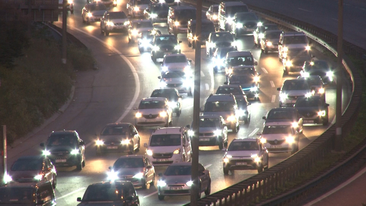 Kocaeli ve Bolu'da bayram trafiği yoğunluğu! İşte trafik durumu