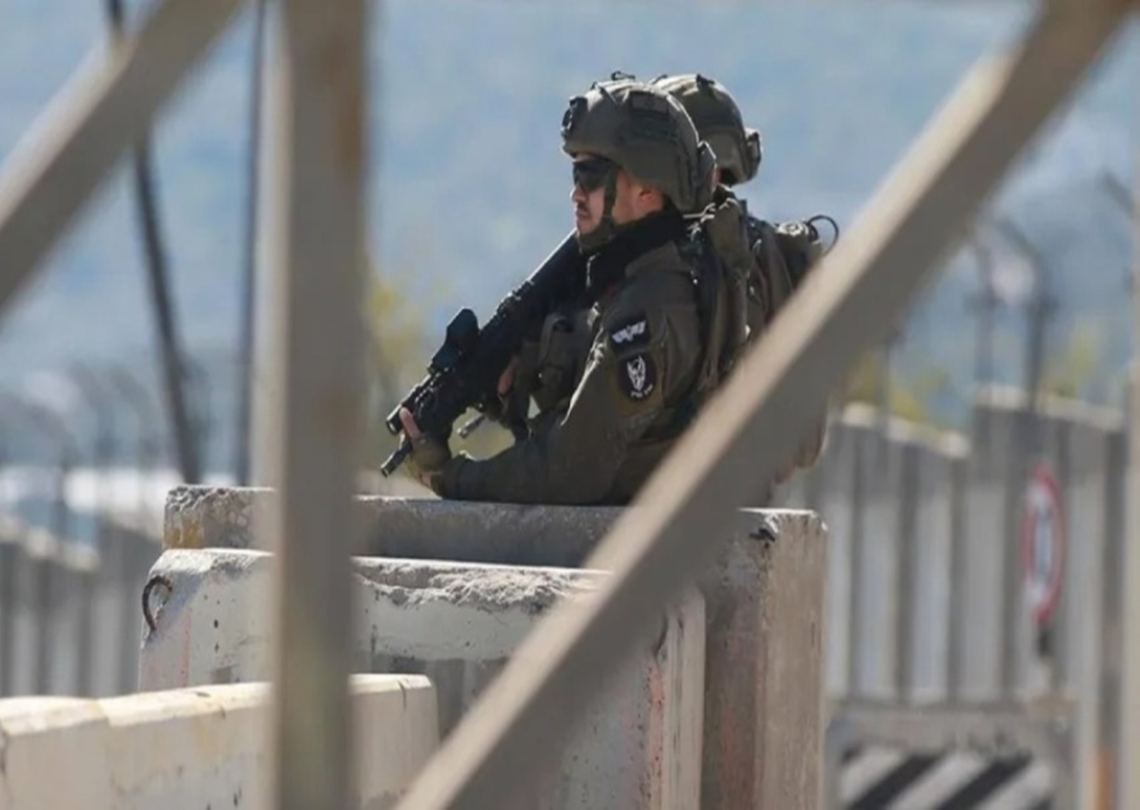 İsrail, İran'ın muhtemel saldırısına karşı tetikte bekliyor