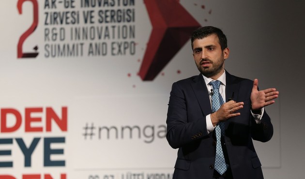 Selçuk Bayraktar: Yazılım size ait değilse, silah size ait olmaz...