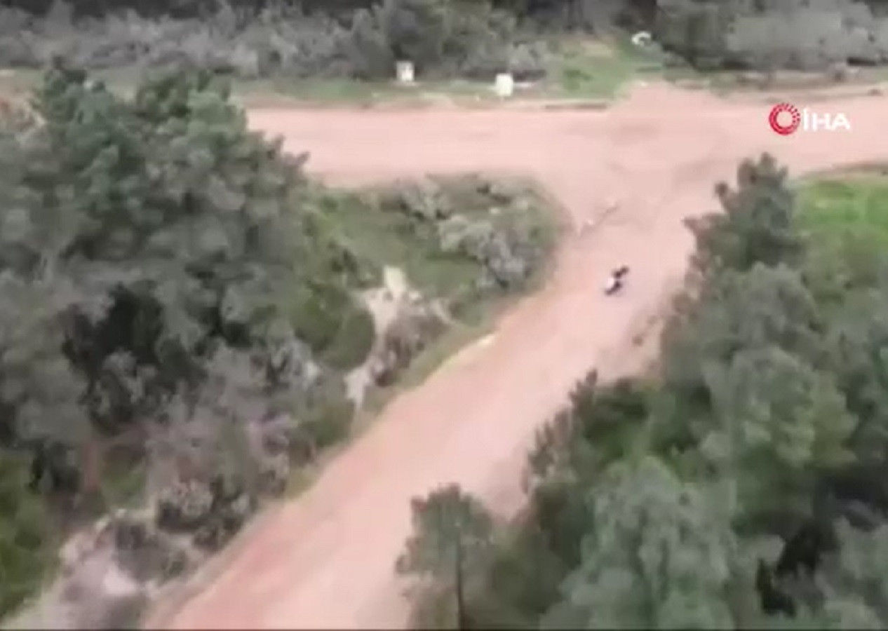 Sultanbeyli'de filmleri aratmayacak olay! "Pikachu" kasklı uyuşturucu taciri drone ile yakalandı!