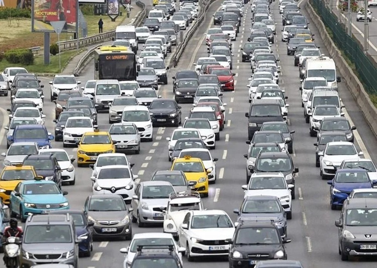 İstanbul'da trafik çilesi başladı
