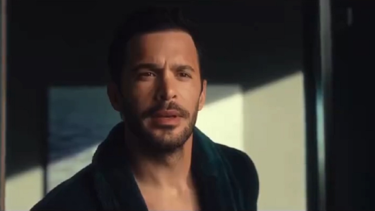 Ünlü oyuncu Barış Arduç imzaları atmıştı! Yeni reklam filmi sosyal medyada çok konuşuluyor...