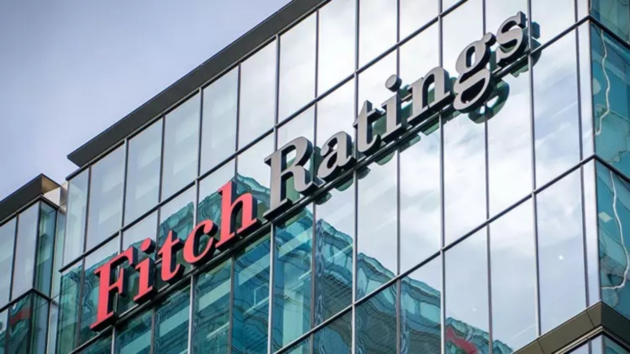 Fitch'ten Türk bankalarına kredi kartı borcu uyarısı