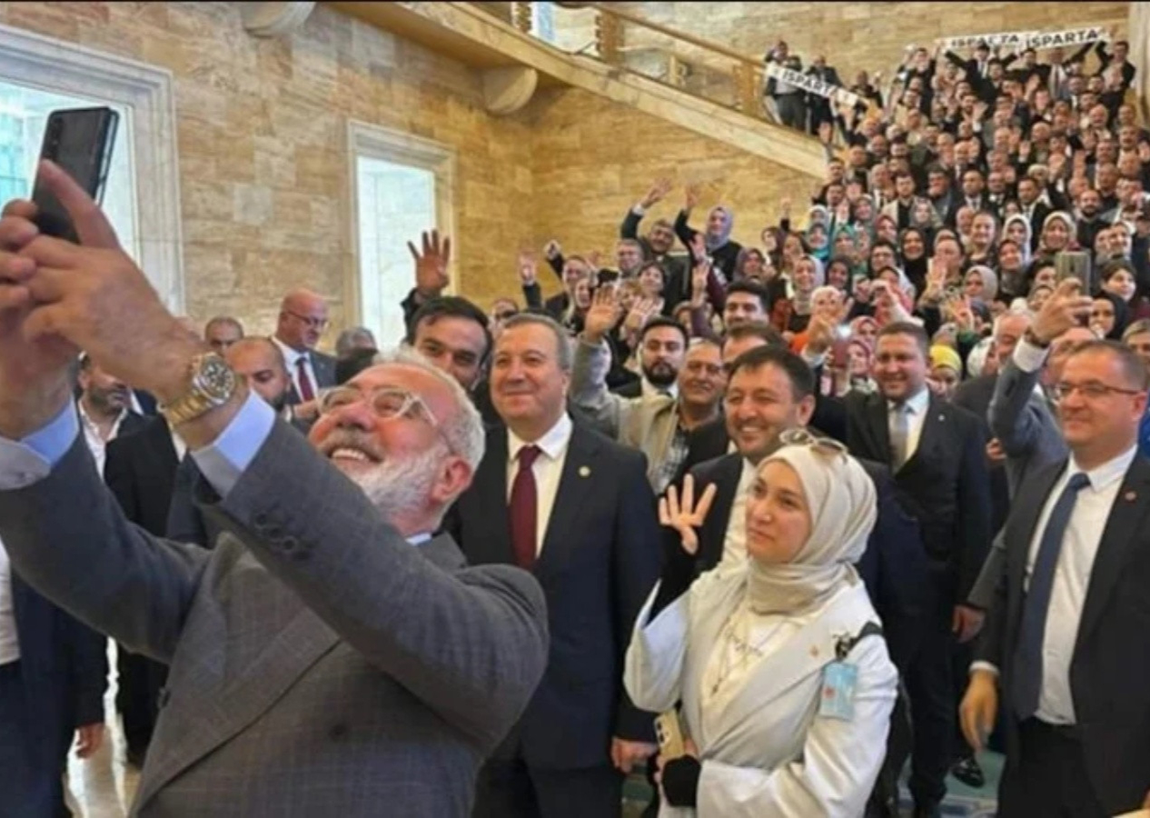 AK Partili Yenişehirlioğlu'ndan Rolex açıklaması: Helal yoldan edindim, takmaya devam edeceğim