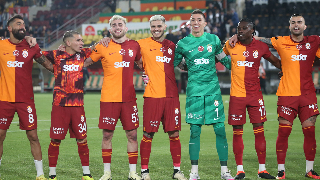 Galatasaray'da kupa töreninin neden ertelendiği ortaya çıktı! Sebep 'konsantrasyon'