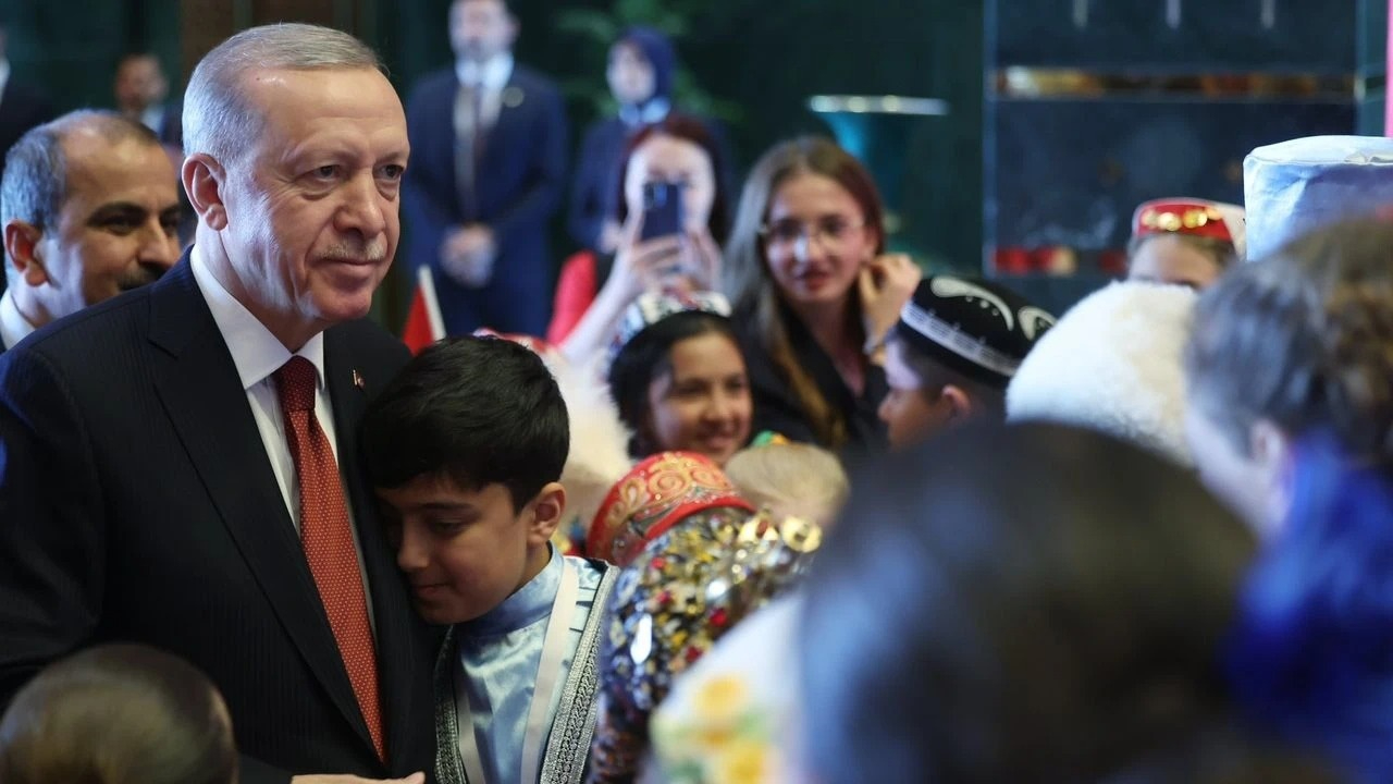 Cumhurbaşkanı Recep Tayyip Erdoğan'dan 23 Nisan paylaşımı
