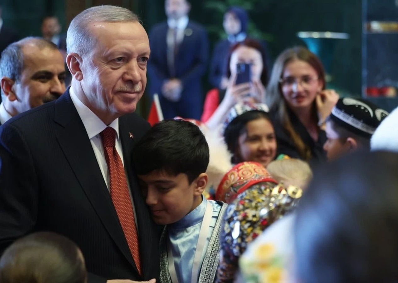Cumhurbaşkanı Recep Tayyip Erdoğan'dan 23 Nisan paylaşımı