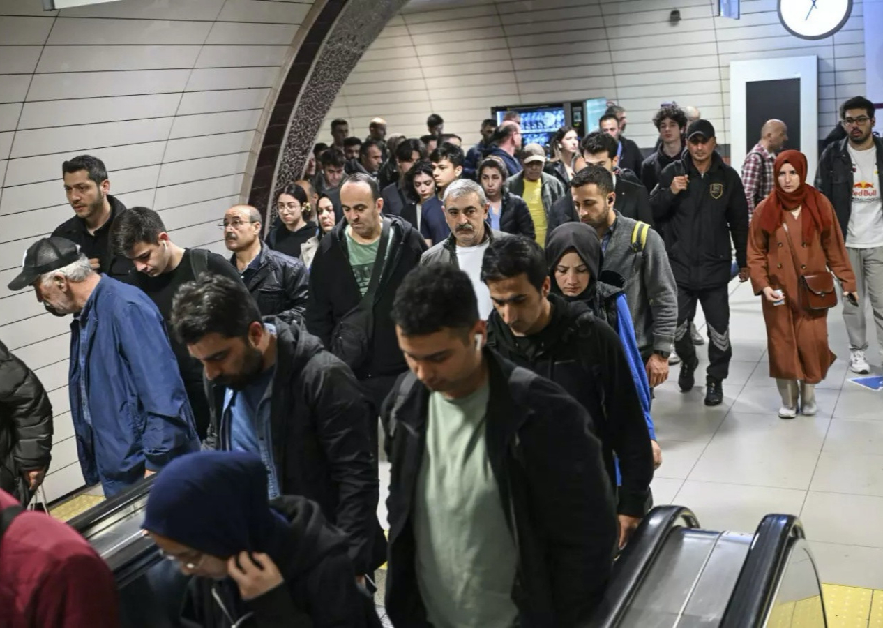 İstanbullular isyanda... Üsküdar-Samandıra Metro Hattı'ndaki sorun 50 saattir çözülmedi!