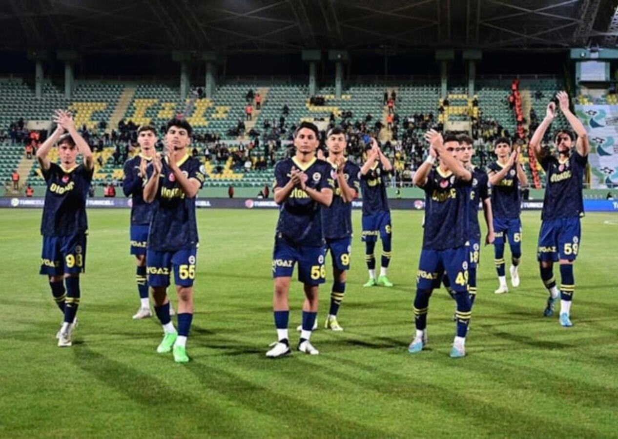 Tahkim Kurulu'dan, Fenerbahçe'nin Süper Kupa cezasına ilişkin yeni karar!
