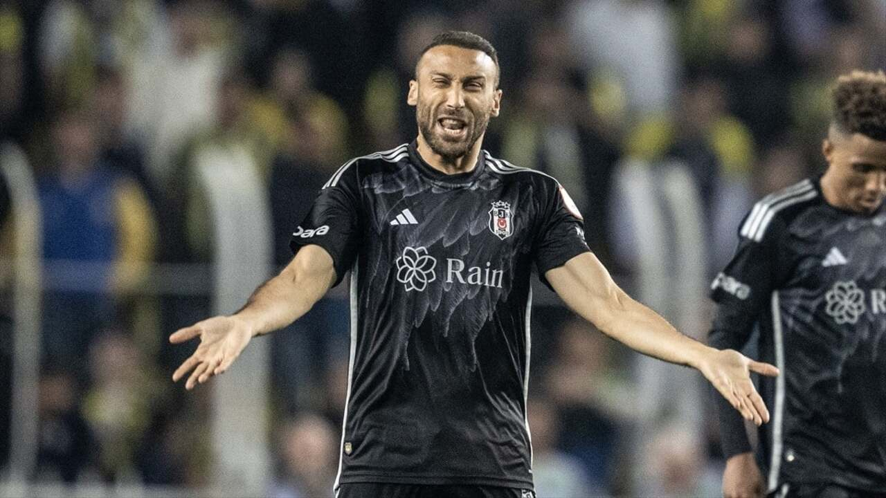 Cenk Tosun'dan itiraf gibi değerlendirme Mağlup olduk, mutlu değiliz!