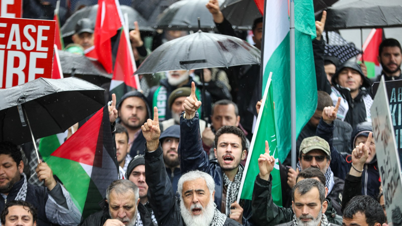 Üsküdar'da İsrail protestosu: Kardeşlerimiz yalnız değil