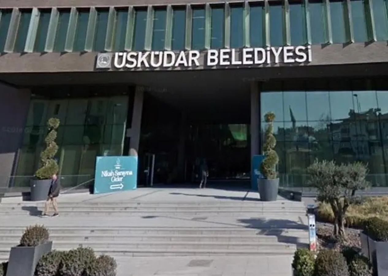 CHP'li Üsküdar Belediyesi'nde işçi kıyımı! Onlarca kişi işten çıkarıldı