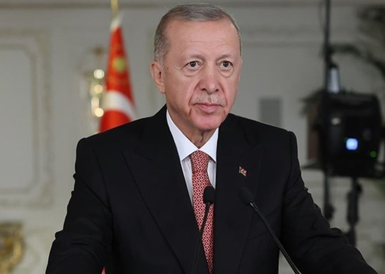 Cumhurbaşkanı Erdoğan'dan şehit polisin ailesine başsağlığı mesajı