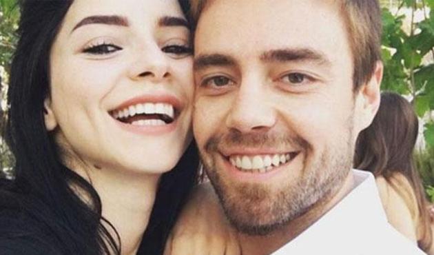 Merve Boluğur Yeniköy'deki evlerini boşalttı!