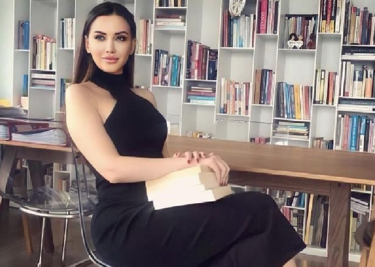 Ünlü psikolog Esra Ezmeci'den o soruya yanıt! "Eşim ilişki sırasında buz koyuyor"