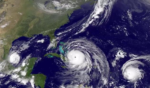 ABD'de kırmızı alarm! 7 milyon kişi Irma'dan kaçıyor...