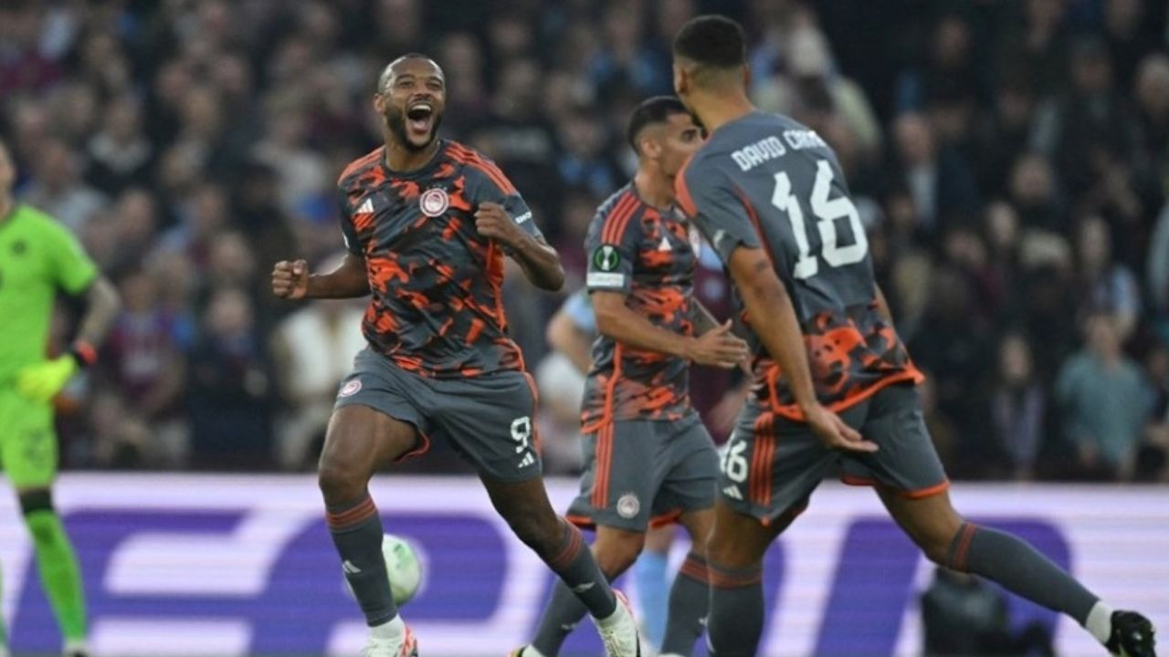 Olympiakos'tan gol yağmuru Aston Villa evinde çöktü! Eski Hataysporlu'dan İngiltere'de hat-trick! Aston Villa : 2 - Olympiakos: 4