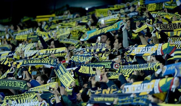 Fenerbahçe, Beşiktaş derbisini seyircisiz oynayabilir!