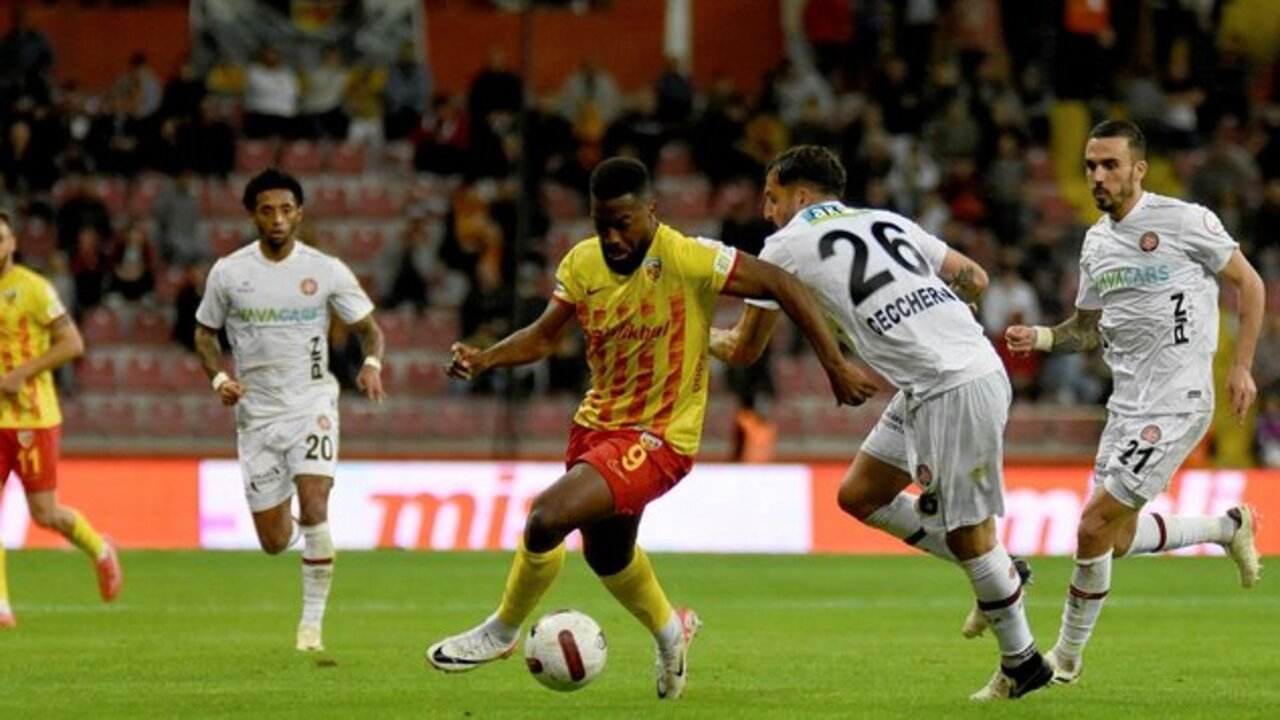 Kayserispor 2 - 2 Fatih Karagümrük | Maçın özeti