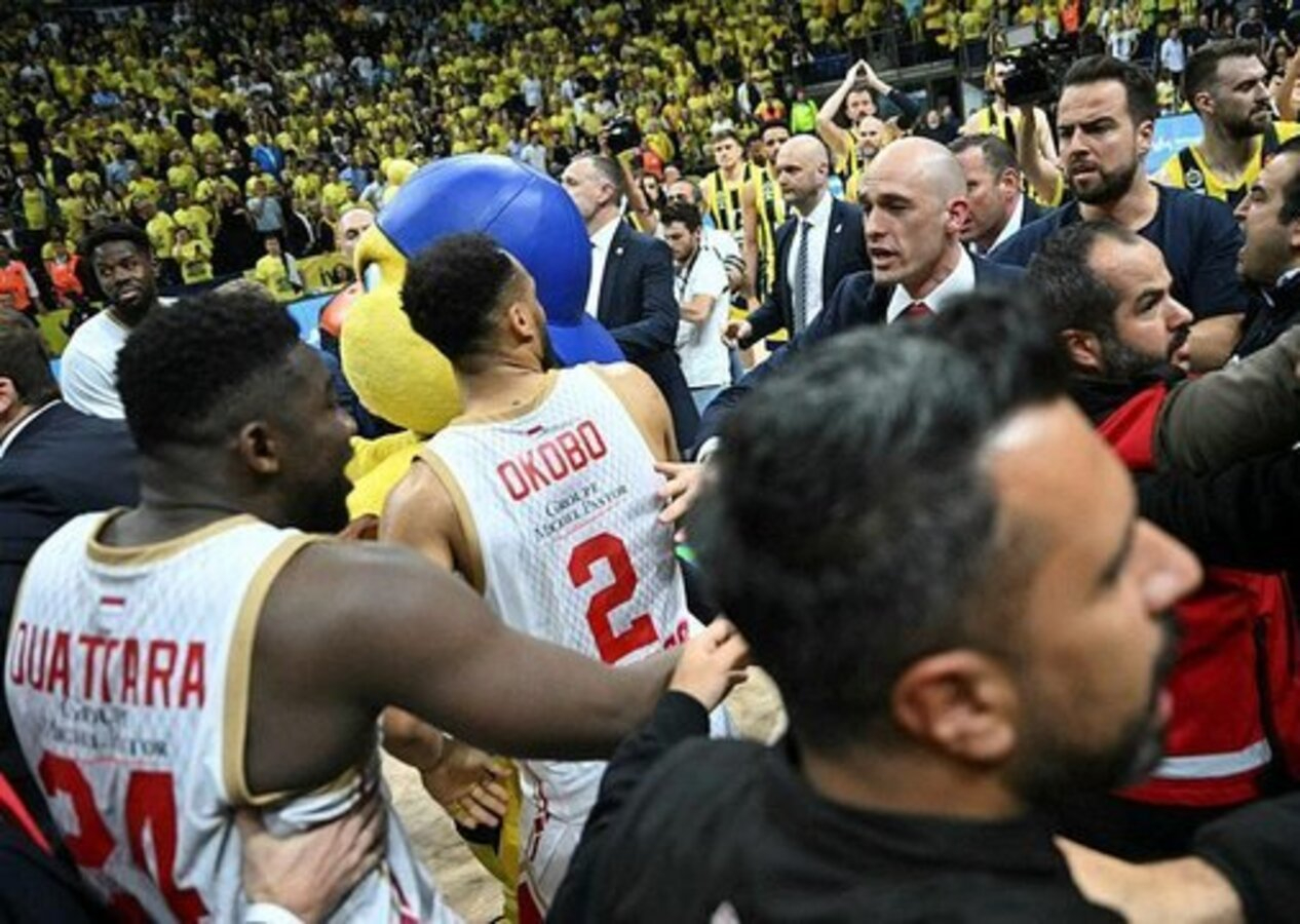 Maç sonu ortalık karışmıştı! EuroLeague yönetimi kararını verdi, Fenerbahçe'ye faturayı kesti...