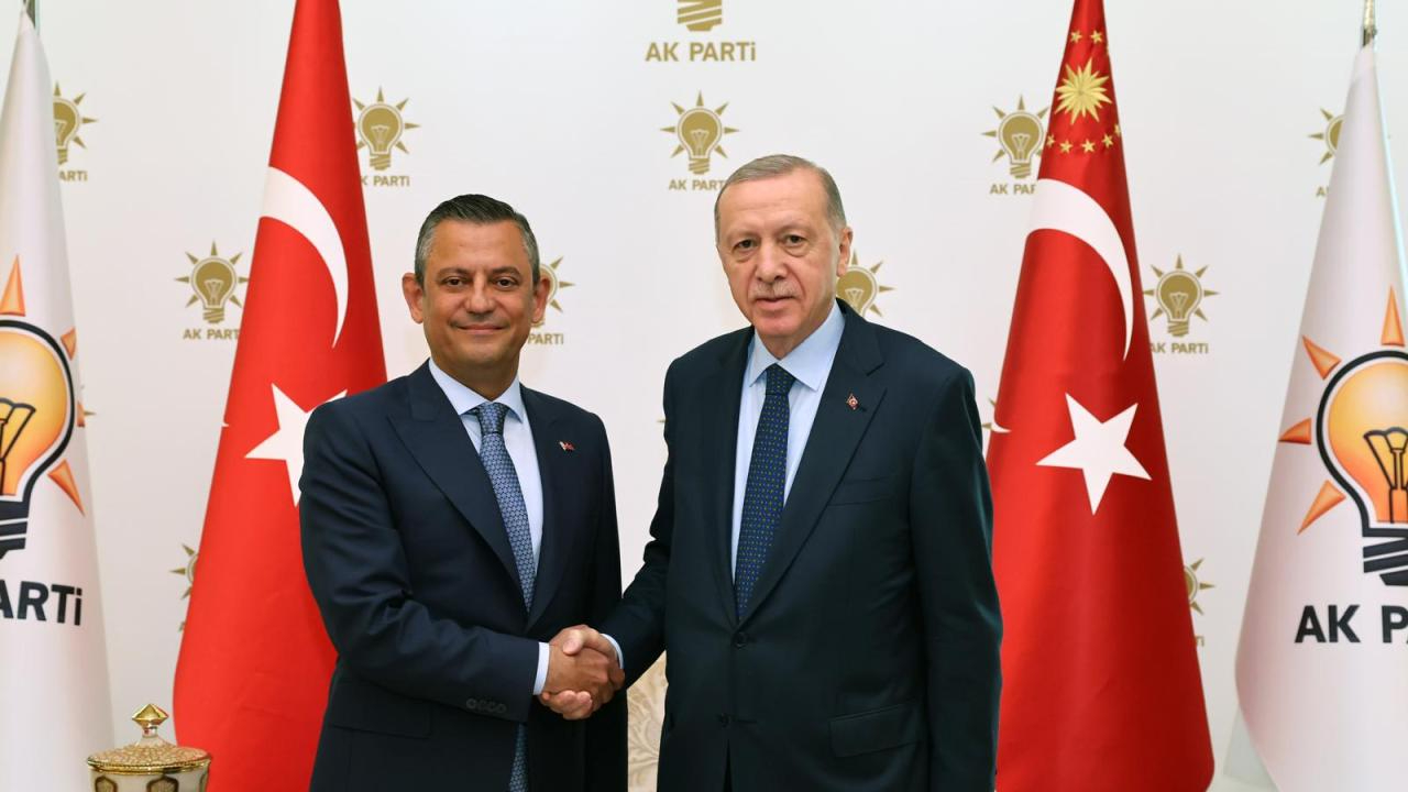Cumhurbaşkanı Recep Tayyip Erdoğan - Özgür Özel görüşmesinde 8 ve 18 yıl ayrıntısı!