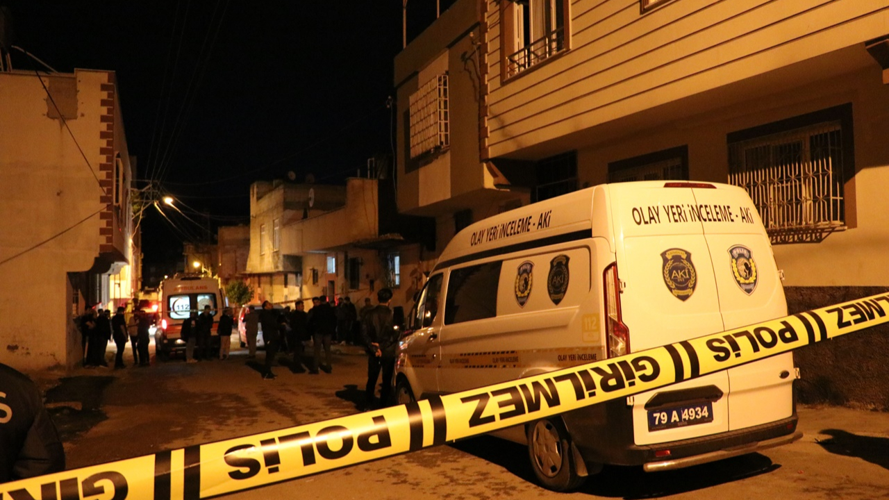 Kilis'te aile faciası! Eşini ve 3 çocuğunu öldürüp intihar etti