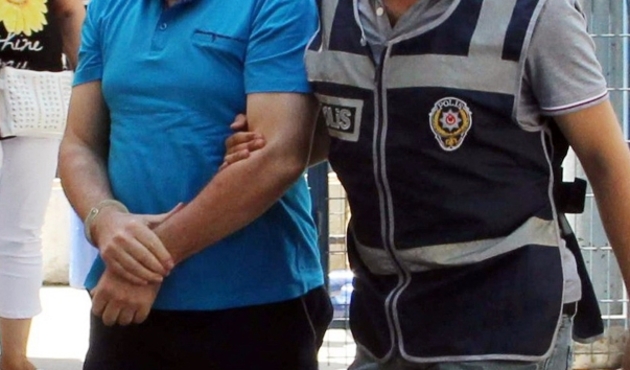 Terör örgütü PYD'ye katılmaya giderken yakalandı...