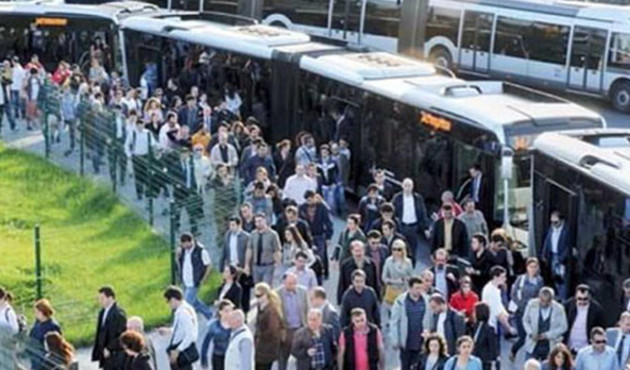 Pazartesi günü İstanbul'da toplu taşıma ücretsiz!