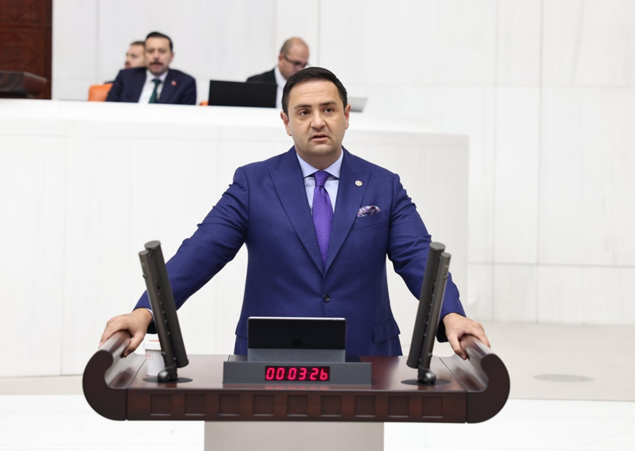 CHP'li Umut Akdoğan'dan İslam dini hakkında skandal sözler! Müslümanları zalim olmakla suçladı
