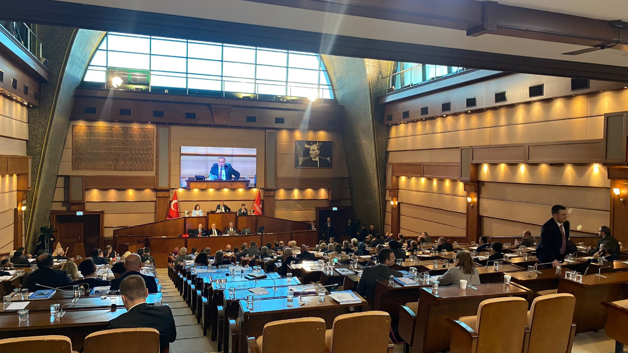 İBB Meclisi'nde ihmal nedeniyle hayatını kaybeden Edanur tartışması!