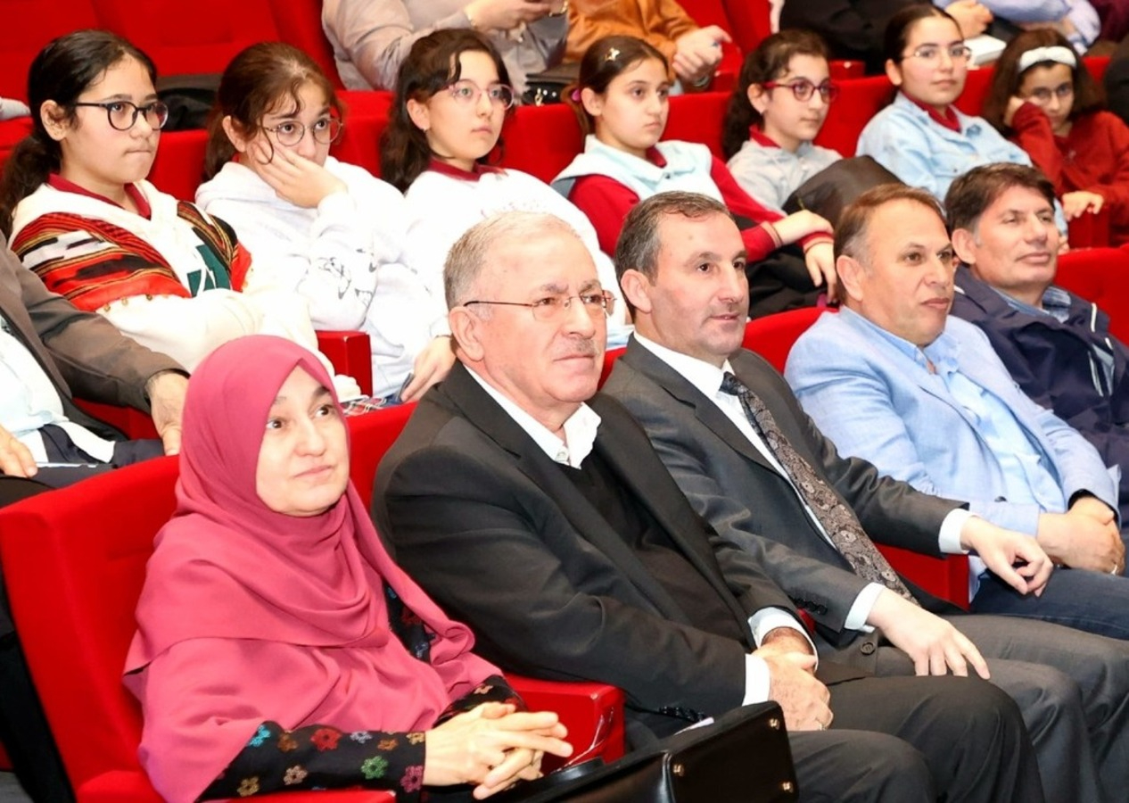 Sultanbeyli'de Saliha Erdim'in katılımıyla Siyer-i Nebi programı gerçekleştirildi!