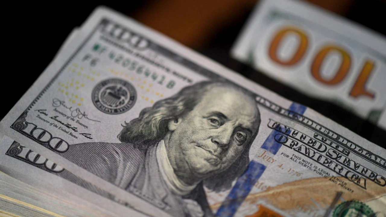 Cari denge martta 4,54 milyar dolar açık verdi