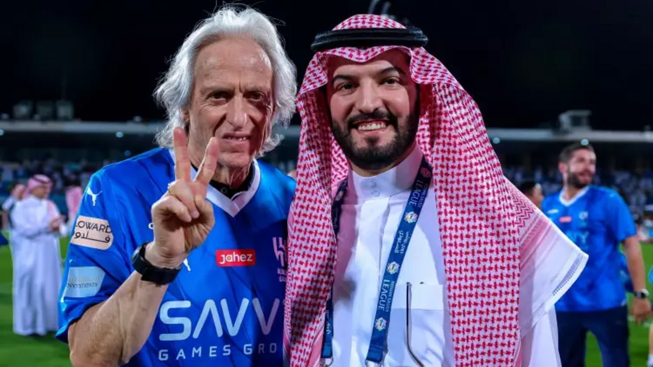 Jorge Jesus Ronaldo'ya fark attı, şampiyonluğa ulaştı!