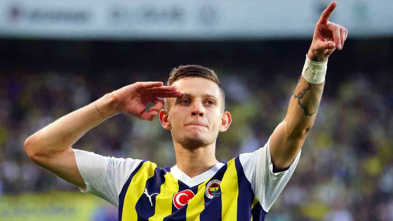 Fenerbahçe'yi şok eden Sebastian Szymanski teklifi! Devre arasında 30 milyon euro hedefleniyordu, değeri yarı yarıya düştü