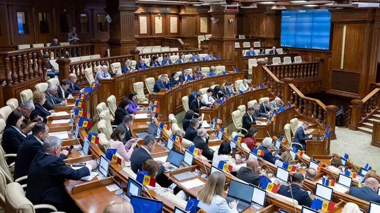 Moldova’da AB’ye katılım referandumu yapılacak