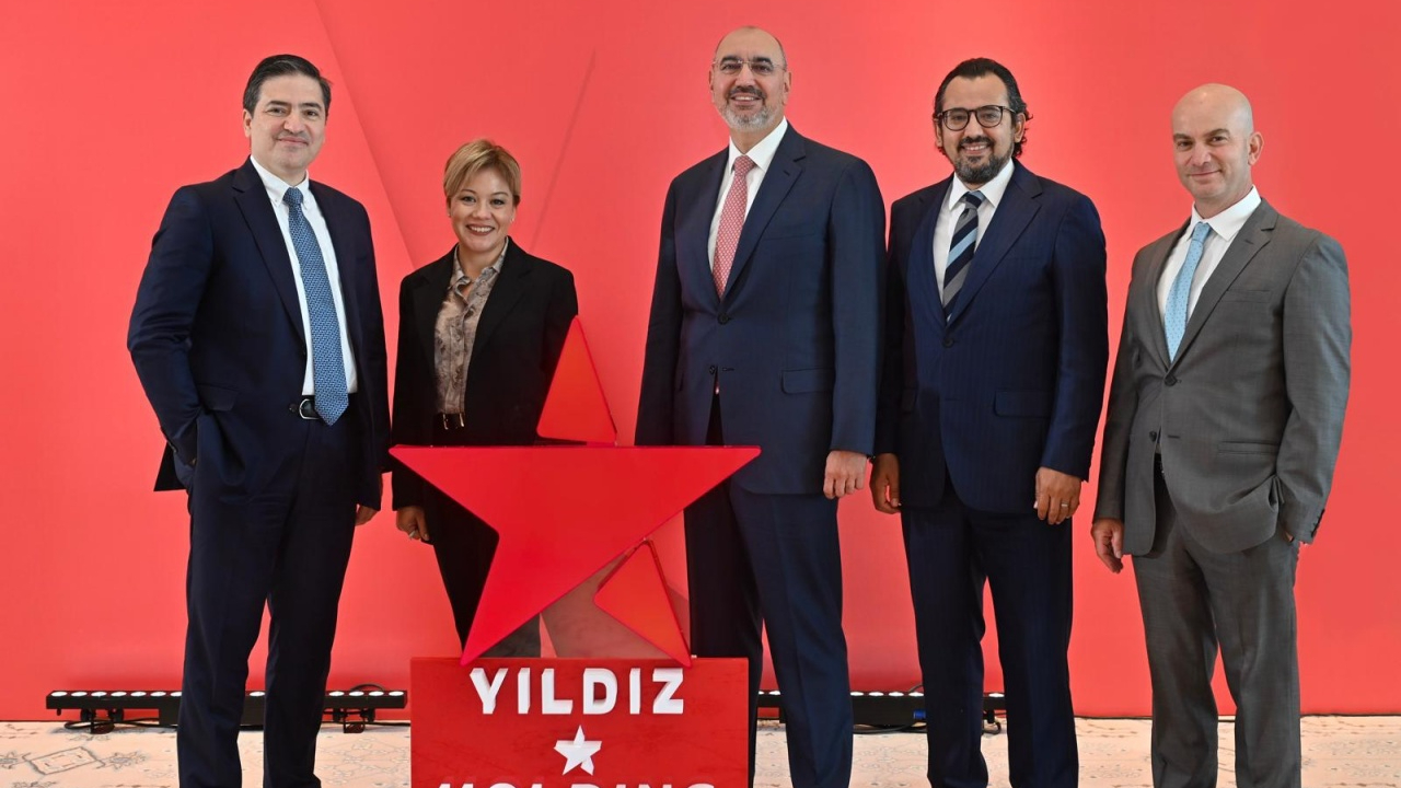 Yıldız Holding hem yatırım yaptı hem de borcunu azalttı