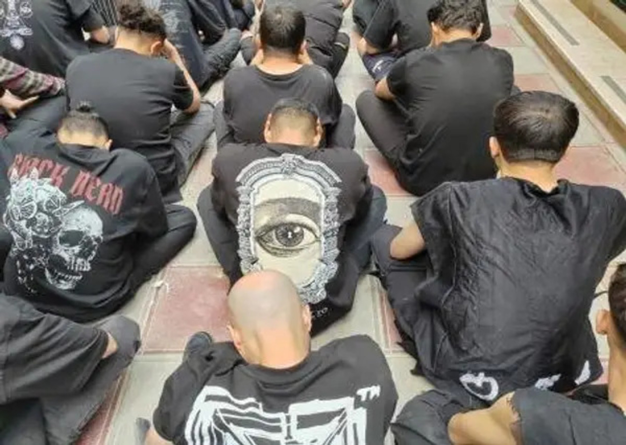 İran'da satanist operasyonu: Onlarca kişi gözaltına alındı!