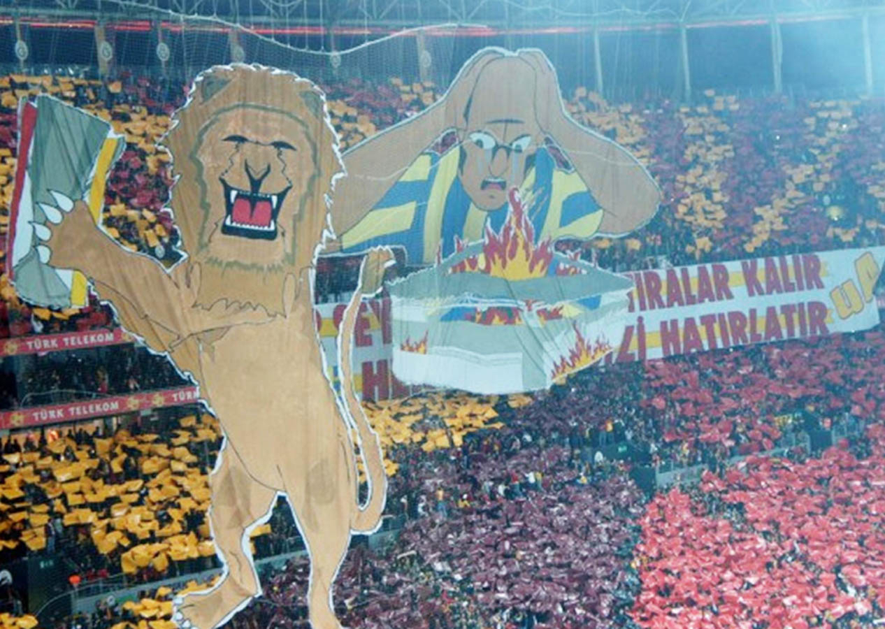 Galatasaray taraftarından Fenerbahçe derbisinde görsel şölen hazırlığı