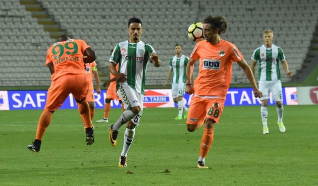 Alanyaspor deplasmanda Konyaspor'u devirdi