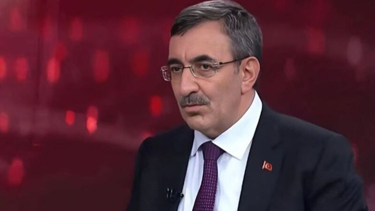 Cevdet Yılmaz duyurdu: Kamu çalışanına destek geliyor!