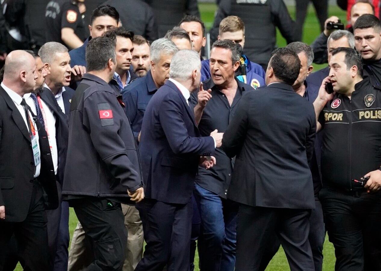 Dev derbi sona erdi, sular durulmadı! Bu kez de yöneticiler...