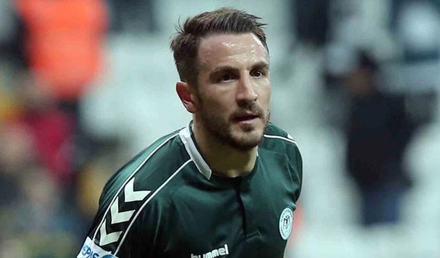 Süper Lig ekibinden flaş karar! Yıldız oyuncu kadro dışı...