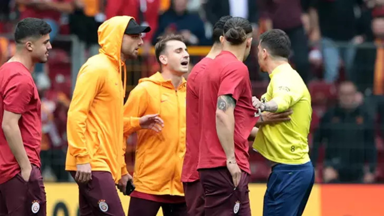 Kerem Aktürkoğlu'dan Mert Hakan Yandaş'a cevap: Galatasaray kaptanı onların seviyesine inmez!